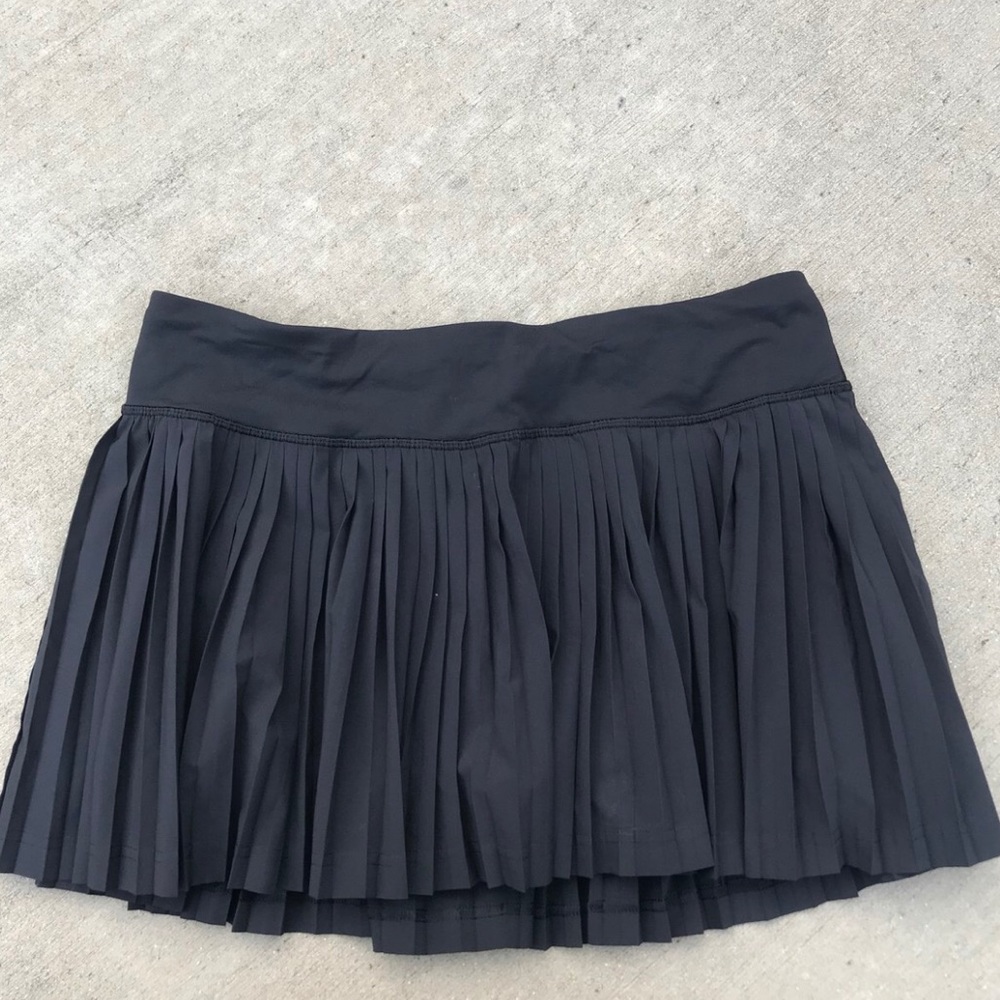 LULU LEMON SKIRT SZ 8